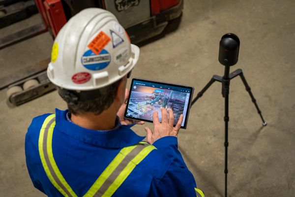 3D Laser Scanner to capture a 3D image of your equipment and buildings quickly and efficiently