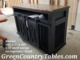 Kennel with top shelf