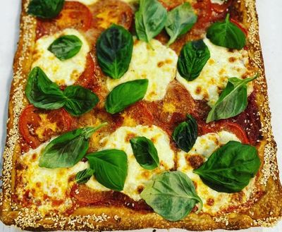 margarita pizza with fresh basil and mozzarella