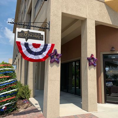 Gary David Reece has performed live at Hemingway's in Florida.