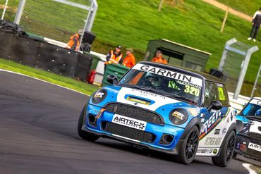 Ross Alexander
Ross Alexander Racing
MINI CHALLENGE CLUBSPORT