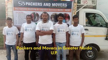 SB Packers and Movers Team Photo