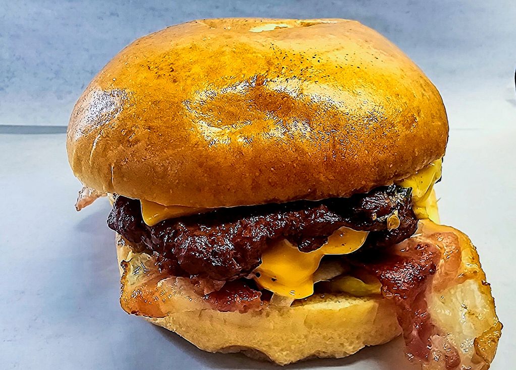 New Item
Smokehouse Smash burger
With compound butter, and homemade bacon and finished off with our