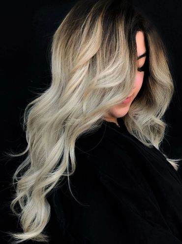 Ombre Melt, Platinum Hair, Icey Hair, Latina Blonde, balayage, blonde