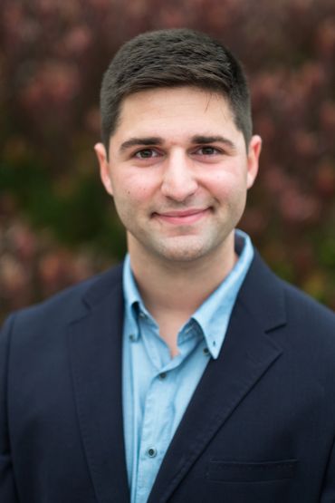 Outdoor Professional Headshots in Alameda