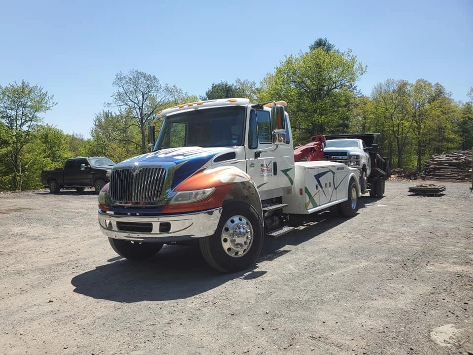 Medium Duty Dump truck towing in Scranton PA
