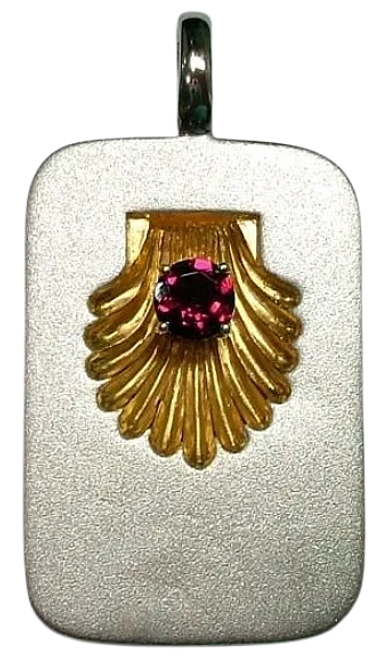 A Gold Plated Silver  Pendant
set with Rhodolite Garnet