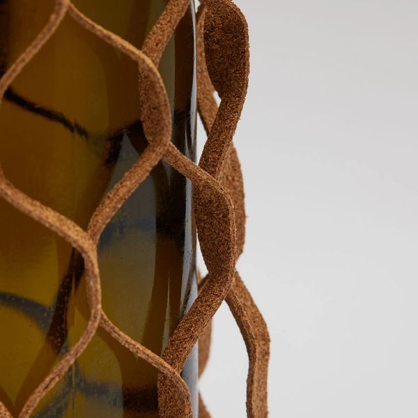 Suber Sleeve detail shot. Innonature Packaging Solutions.