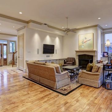 Custom design touches and expert craftsmanship are hallmarks of this special Houston home.