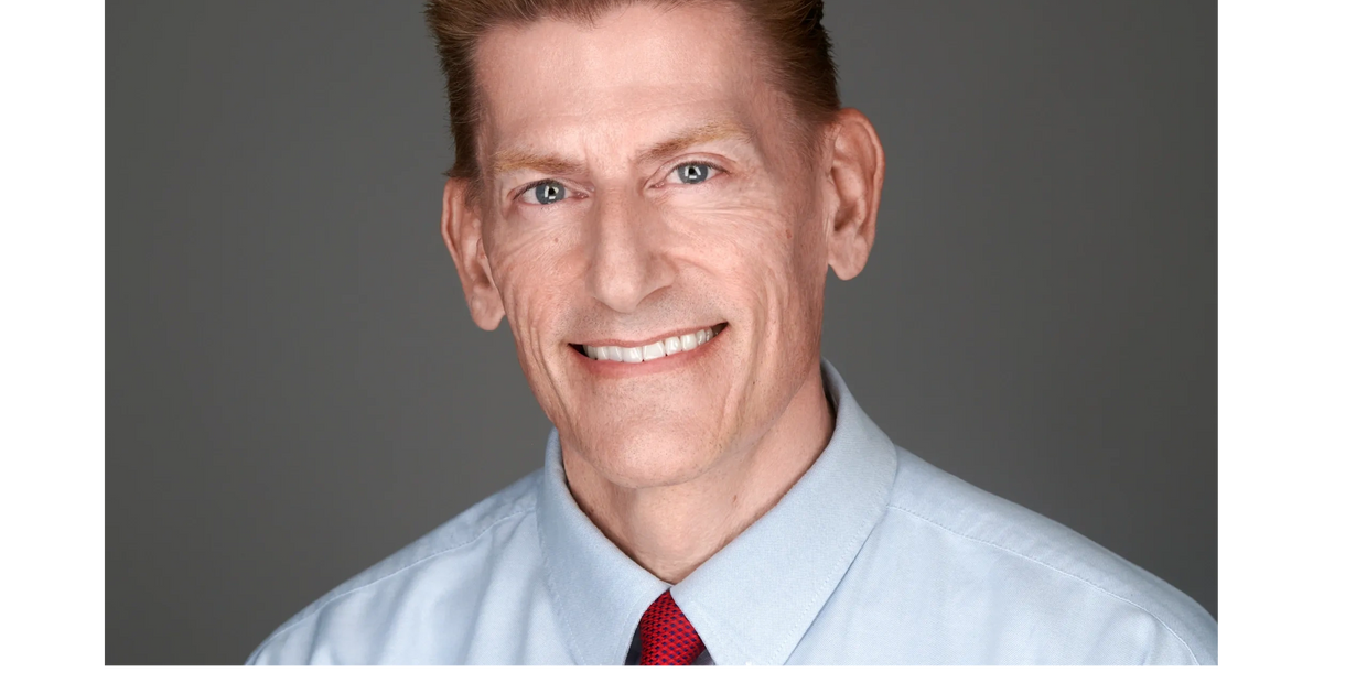 David Treece headshot. He is the founder of The Solo Ager eCommunity