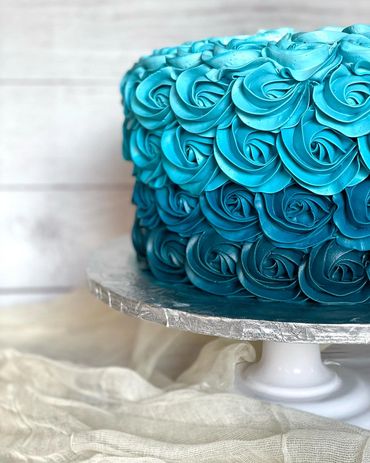 ombre cake, navy, single tier cake, rosettes on cake