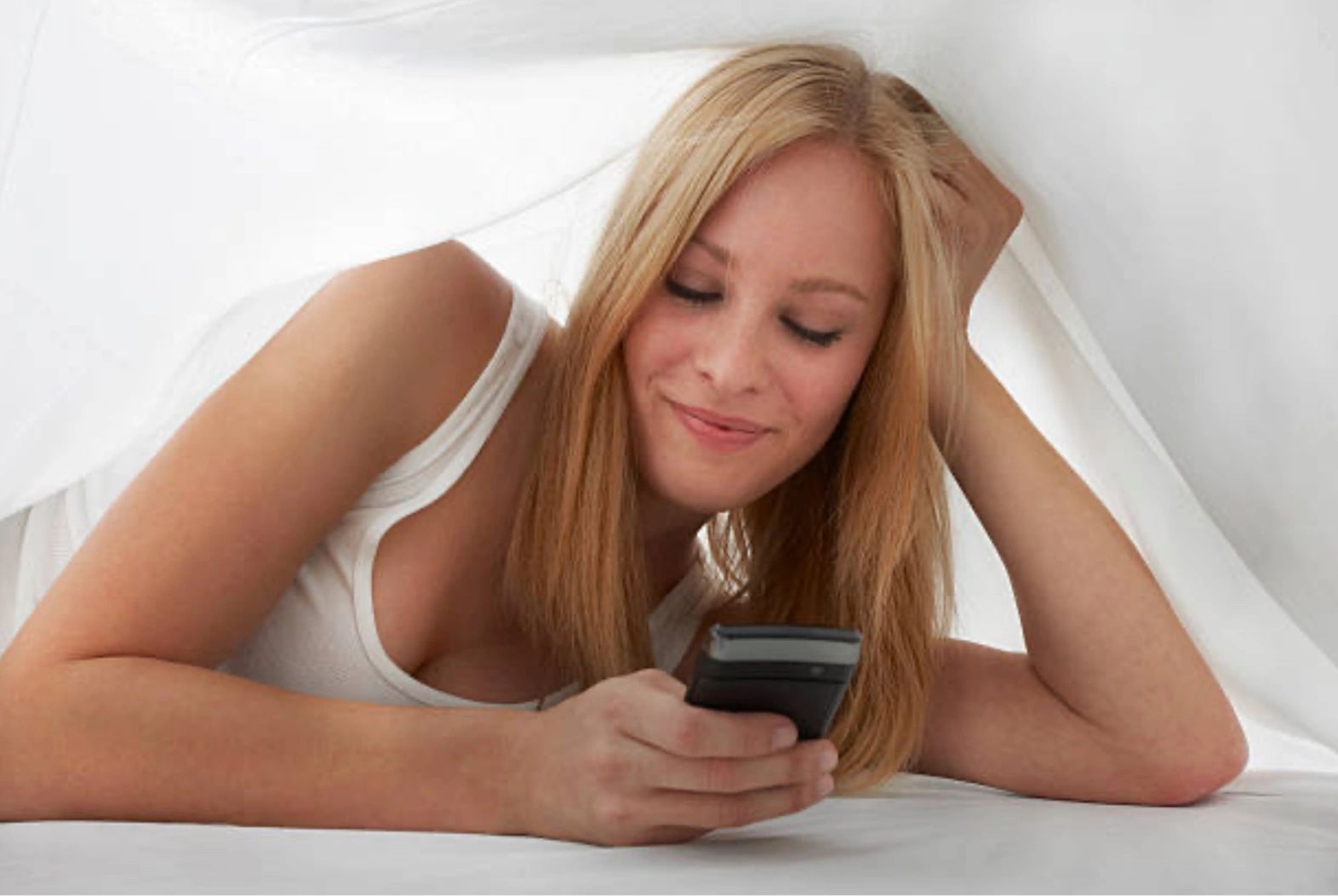 MobileMassageNow.com client books a mobile massage.