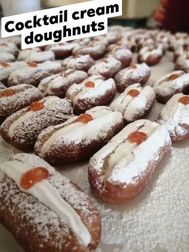 Coctain cream dougnuts - Bloemfontein, catering, platters, pies.