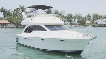 BOAT RENTAL AND YACHT