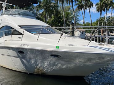 BOAT RENTAL AND YACHT
