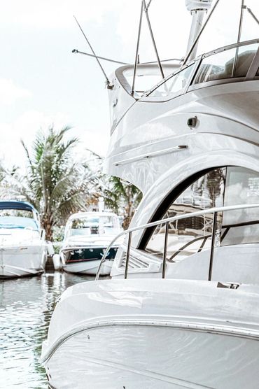 BOAT RENTAL AND YACHT