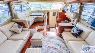 BOAT RENTAL AND YACHT