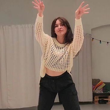 kpop dance instruktorka v Plzni