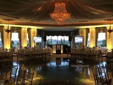 Live bands, DJ's, photo booths, staging, lighting, string ensembles and more.
516.224.3398