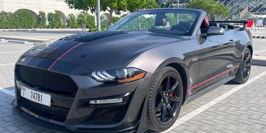 Rent a Ford Mustang V8 in Dubai