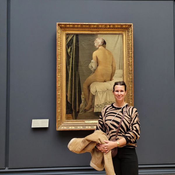 Flora in front of a painting of Ingres Vapincon Bather 1808