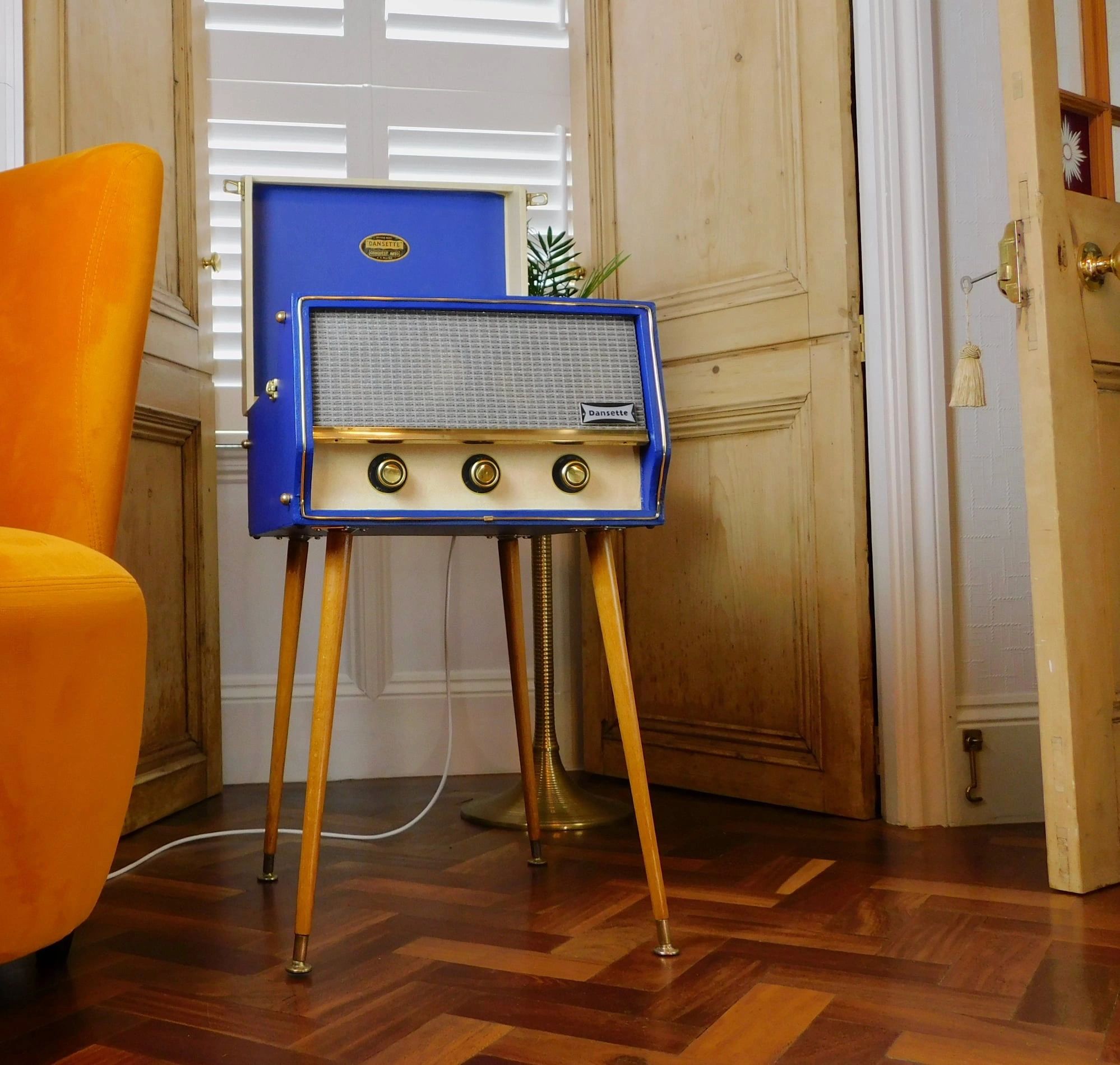 Dansettes For Sale
Dansette Conquest Auto Restoration
Dansette record player for sale
