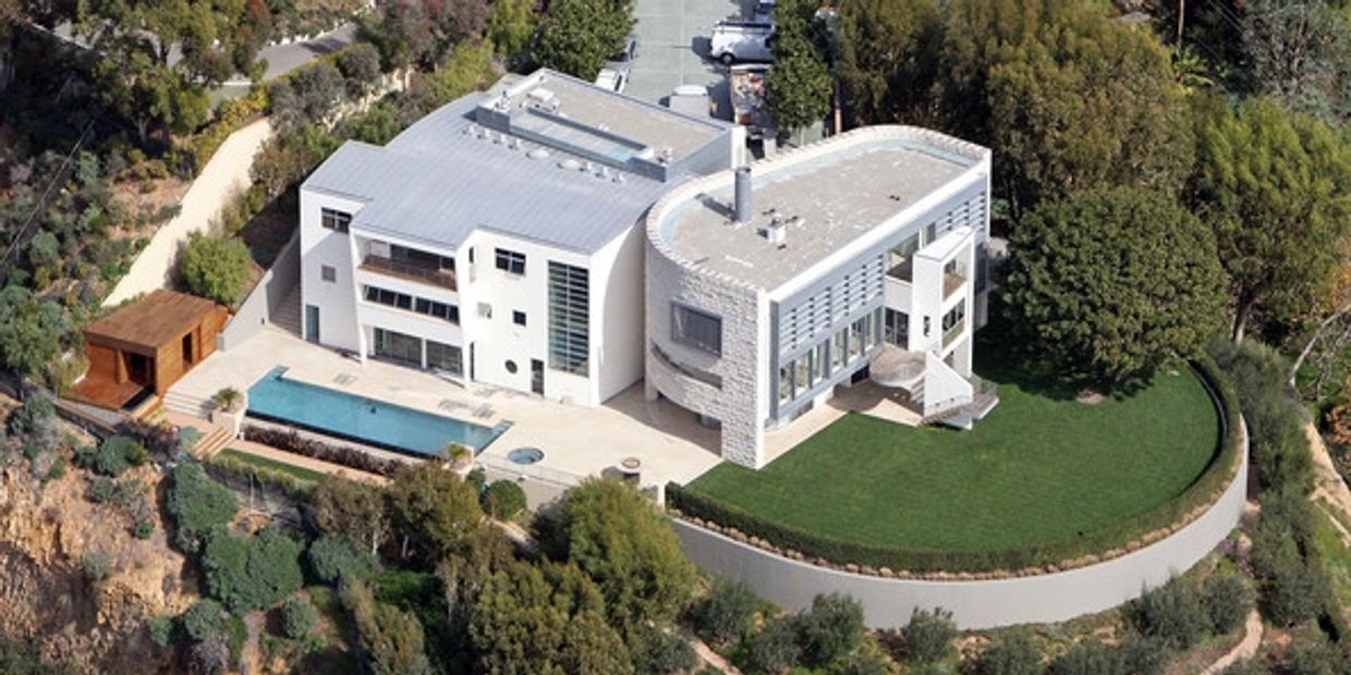 The $26 million dollar home in LA of Tom Hanks, Rita Wilson, Frank Marshall, & Kathleen Kennedy.