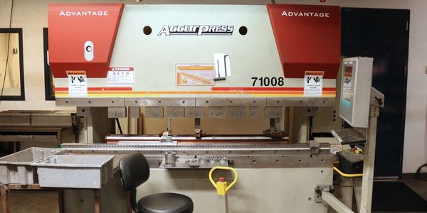 Image of a press break machine. 