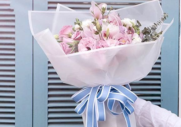 florals
floral bouquet
floral arrangements
flower arrangements
event decor
floral delivery
delivery