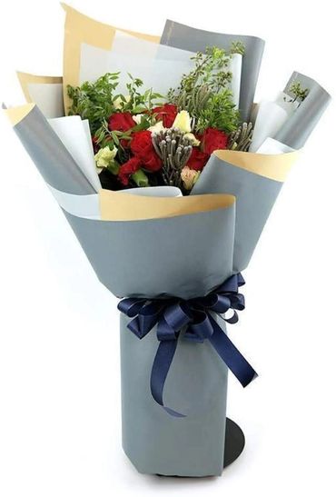 florals
floral bouquet
floral arrangements
flower arrangements
event decor
floral delivery
delivery