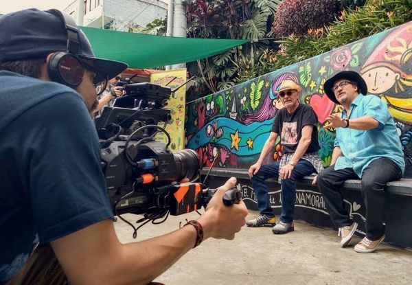 Shooting with Jim Belushi in Medellin, Colombia. 2019
Photo by Harmyrson Lugo