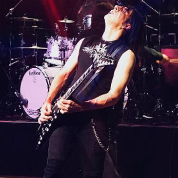 Christian Brady - Hellyeah!