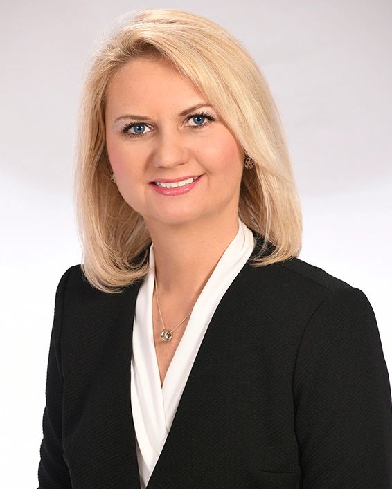 Mortgage loan officer speaking russian, ukrainian, polish