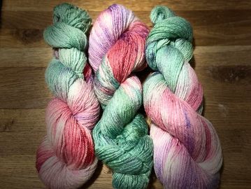 hand dyed wool yarn