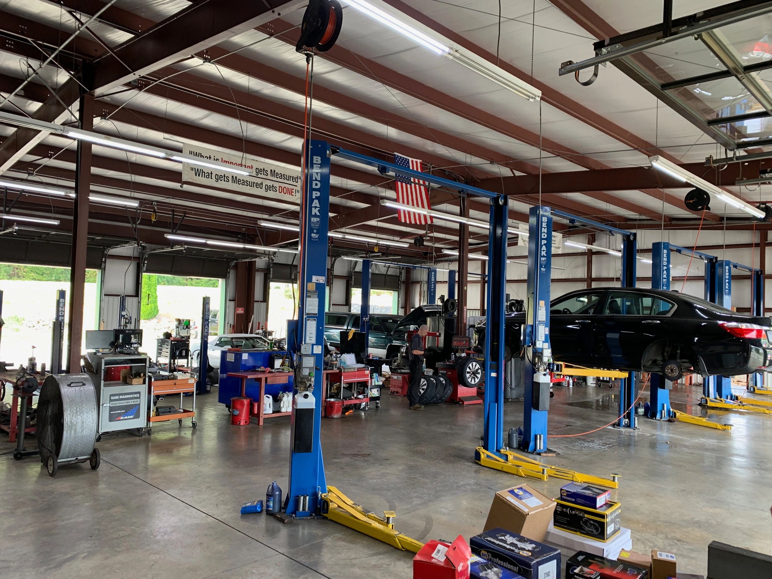 Hibdon Tire Center 80 - tu9bx6q