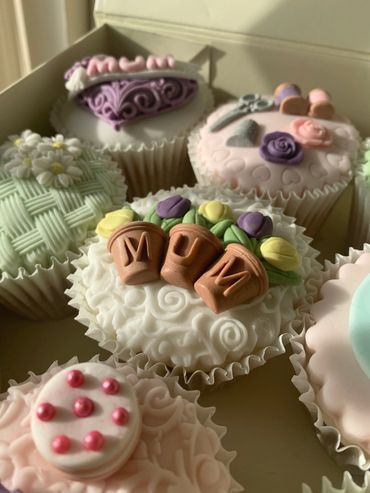 decorated cupcakes