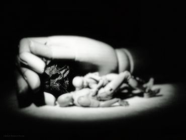 ADAMEVE™ Amour endormi, 2022
©Artist Robert Perez™