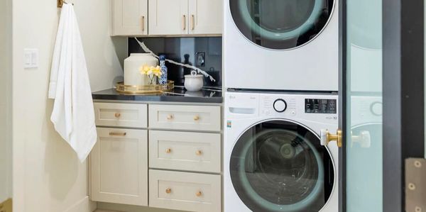 Laundry room sink and cabinets