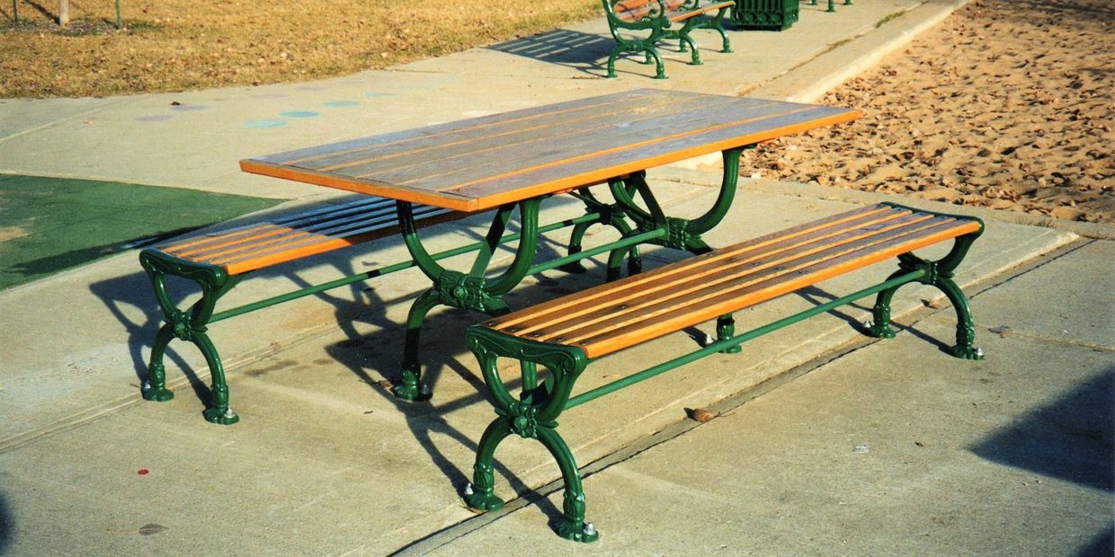 Heritage Picnic Table