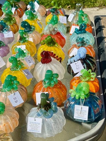 Here's more pumpkins in all different colors.