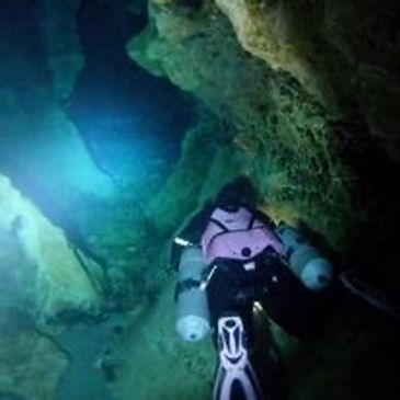 Scuba diver cave diving