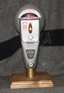 Photo of a silver Duncan parking meter