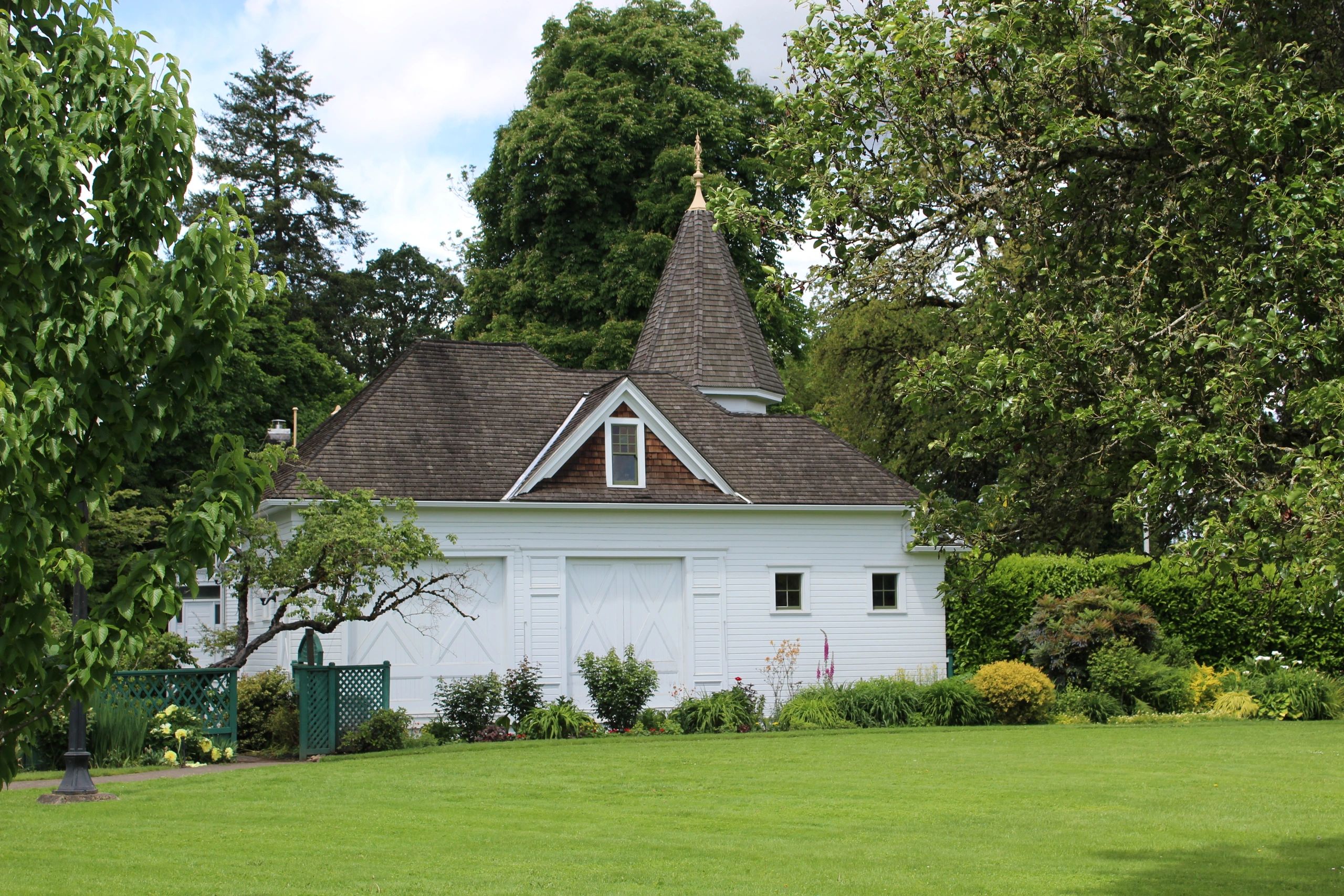 American West Real Estate Llc