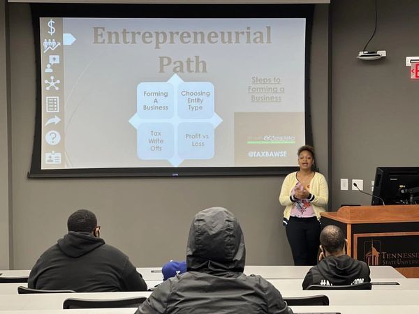 Ashlee Brooks, Tax Accountant, Tax Education, Taxbawse, Speaker