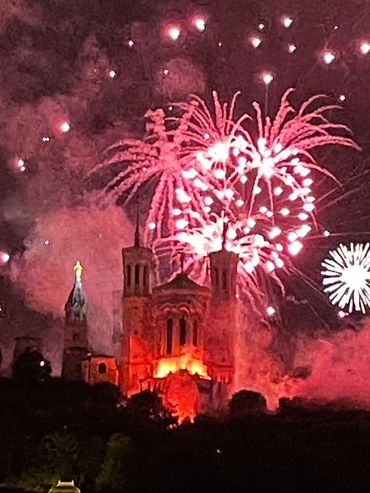 Plan a trip to France