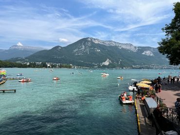 Plan a trip to France