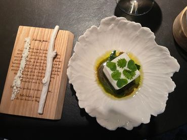 Plan a trip to France