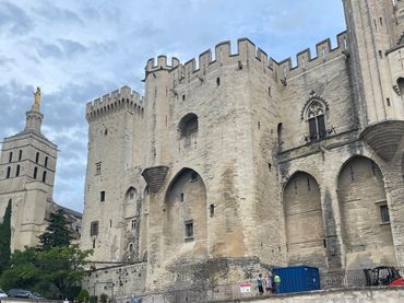 Plan a trip to Provence