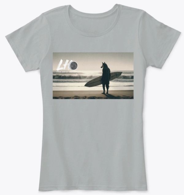 Lunar Harvest Collective 
Women's Comfort Tee, Sunset Surf