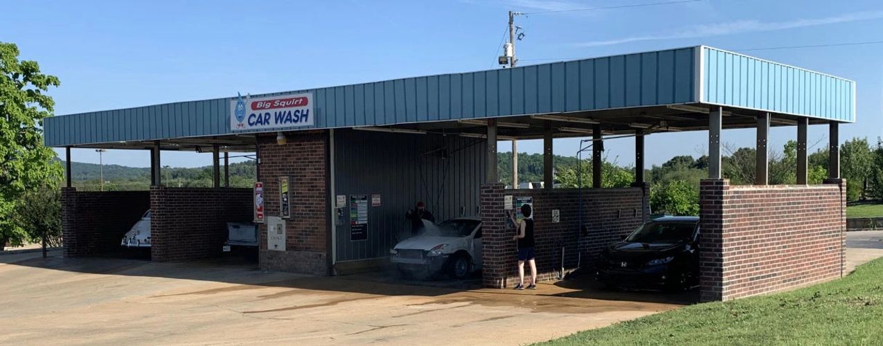 Big Squirt Car Wash located in Flippin, Arkansas.